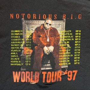 Tops - Biggie Smalls world tour crop top size L Tops - Biggie Smalls world tour crop top size L